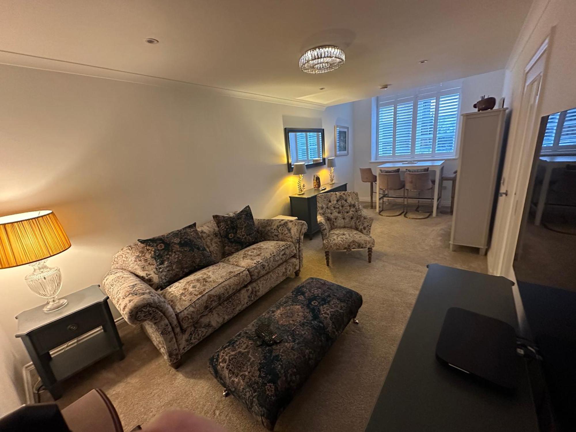 Luxury Moffat Apartment - High End Furnishing Exterior photo